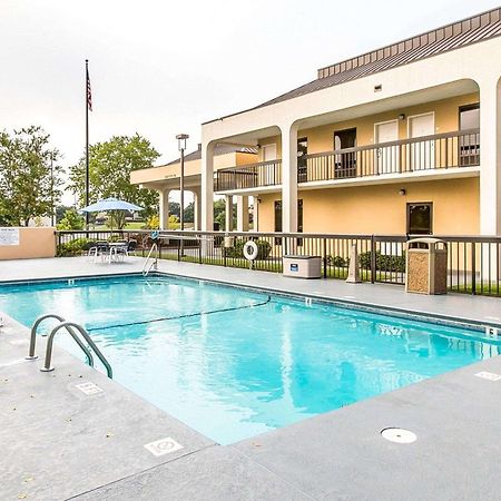 Quality Inn At The Mall - Valdosta Exteriör bild